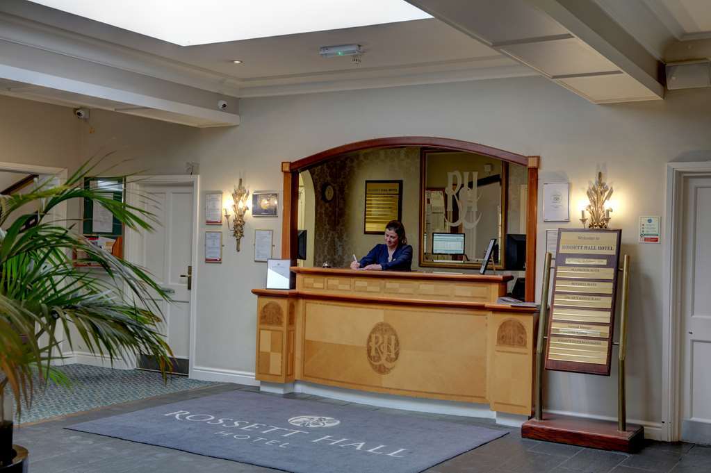 Rossett Hall Hotel Wrexham Exteriör bild